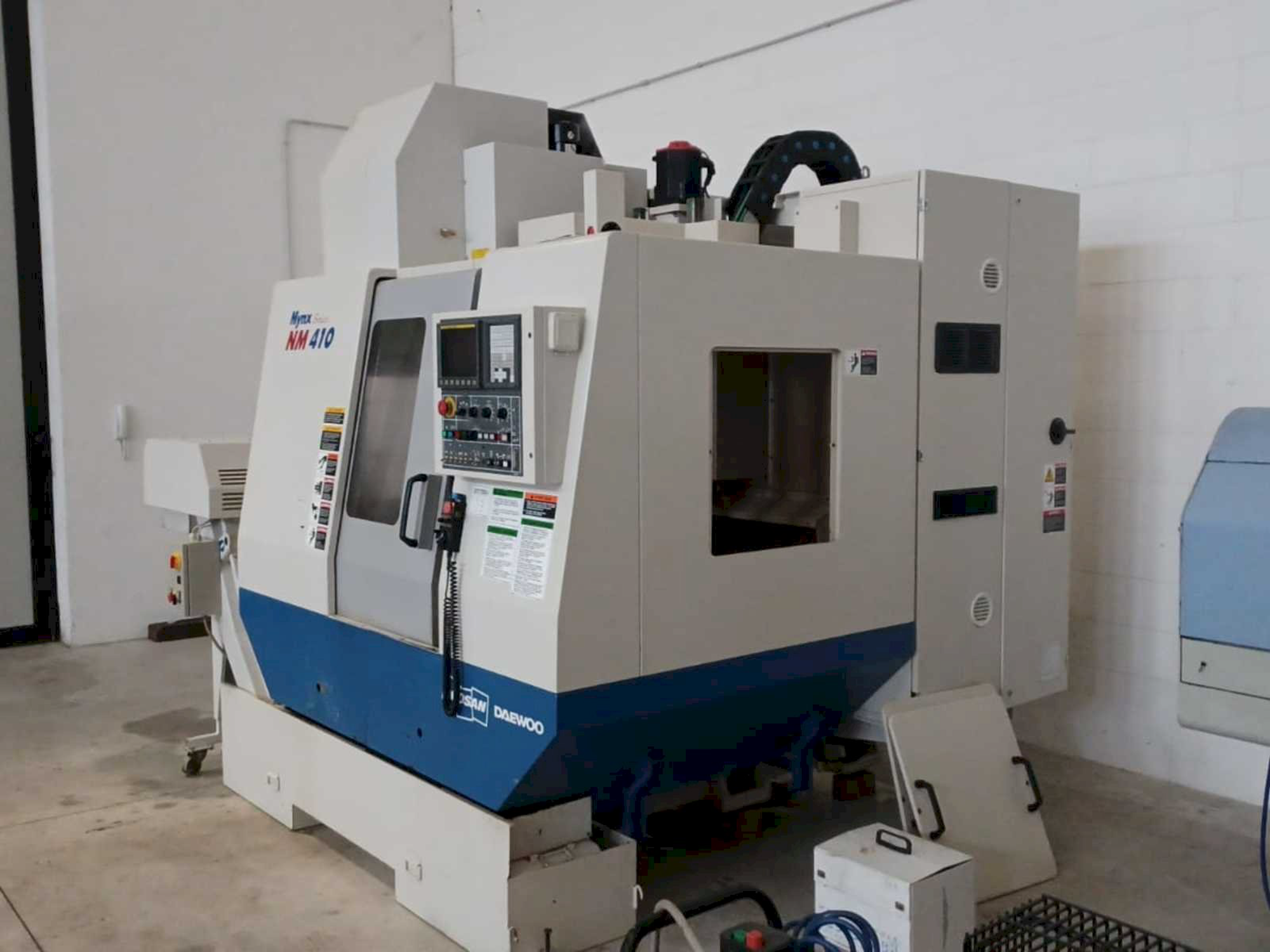 Doosan Mynx NM 410 Vertical Machining center