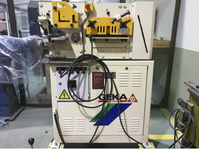 GEKA MICROCROP Punching Machine
