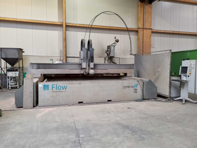 Flow WMC 2 4020 Mach 4 Waterjet Cutting machine
