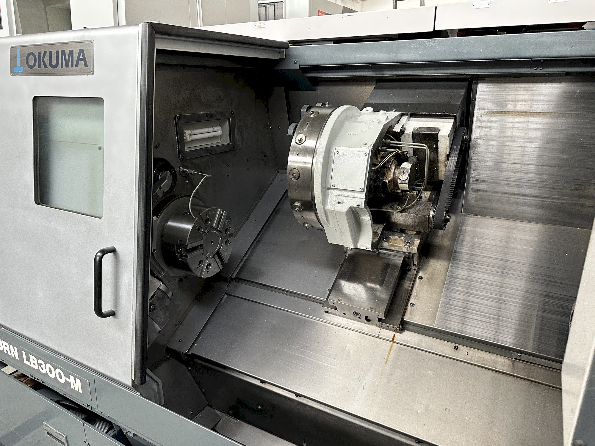 OKUMA LB 300 MC Lathe