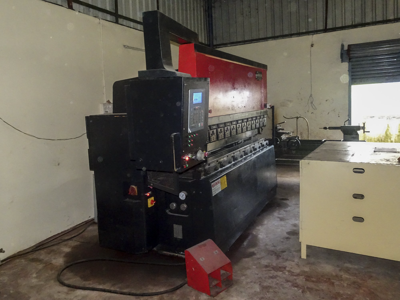 AMADA FBD-8025F Bending Machine