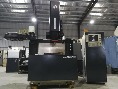 Used Makino EDNC65 Erosion Machine
