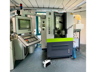 BENZINGER 5@light Vertical Machining center