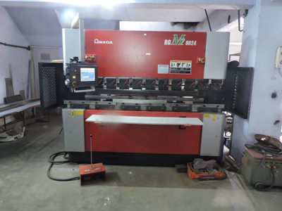AMADA RG-M2 8024 Bending Machine