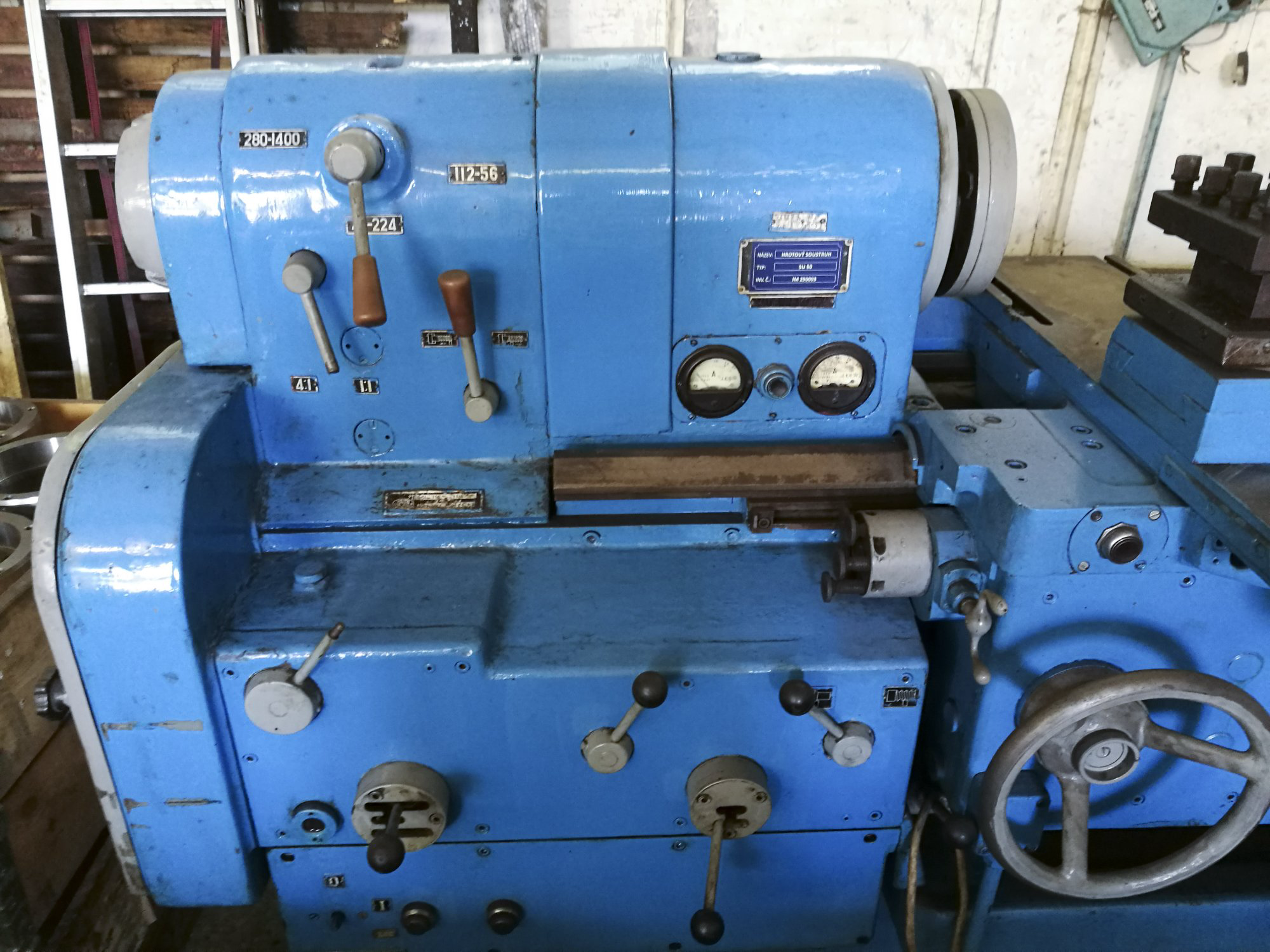 TOS SU 50/1500 Lathe