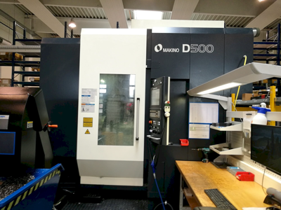 Makino D500 Horizontal Machining Center