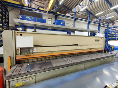 Safan HVR610-10 Shearing Machine