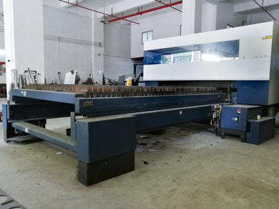 Máquina de corte a laser usada - Trumpf TruLaser L3030