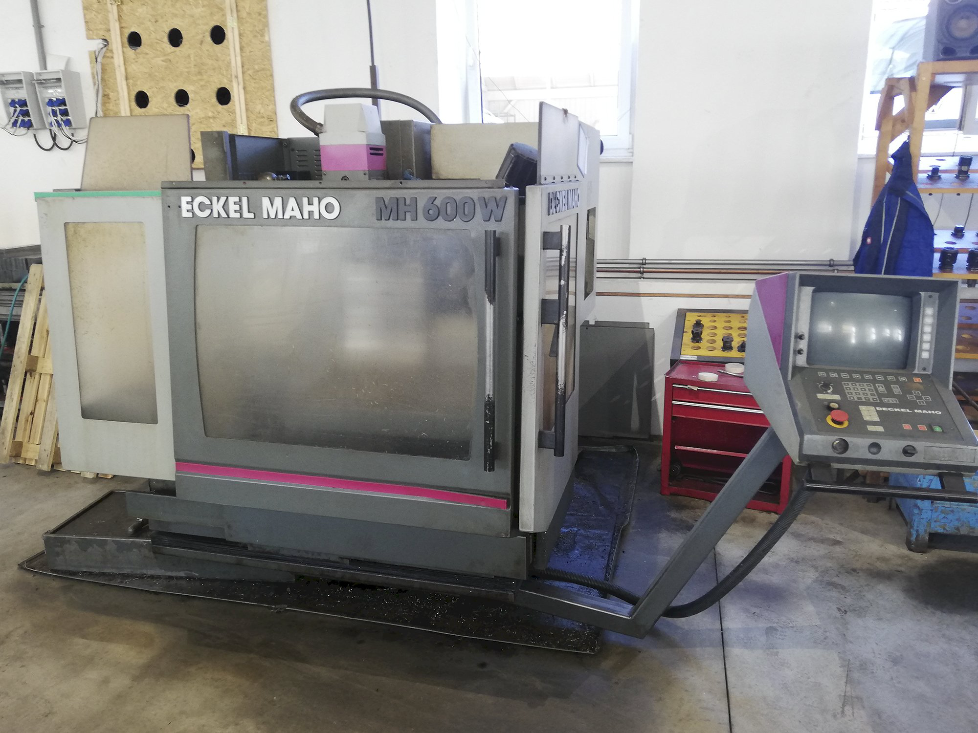 DECKEL MAHO MH 600 W Milling Machine
