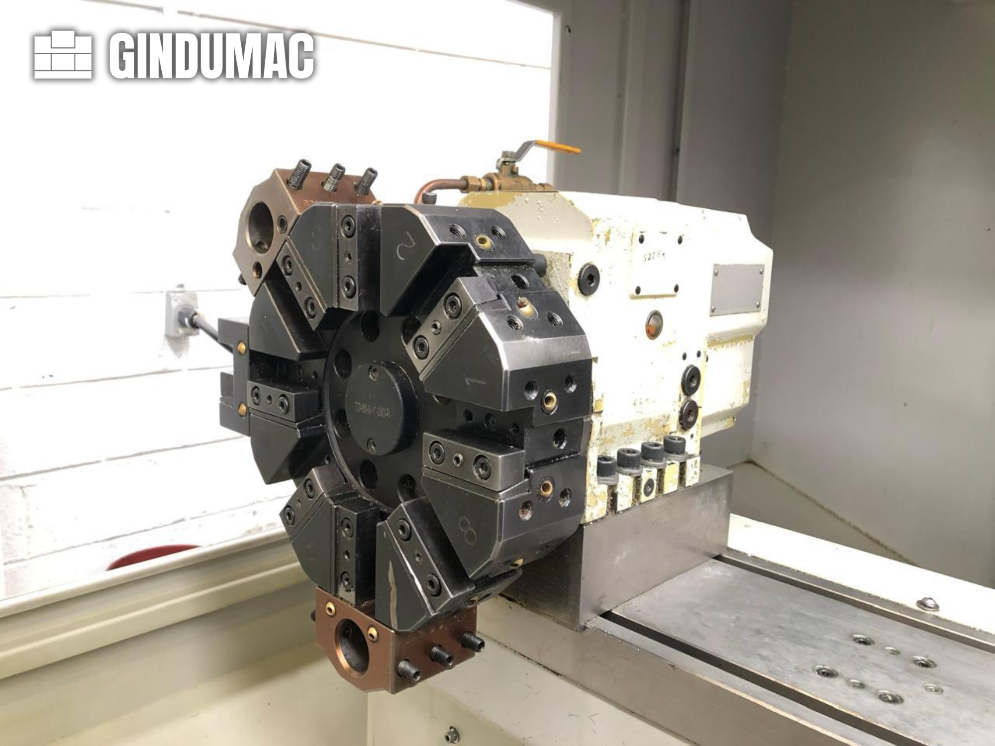 OKUMA MB 56-VA Vertical Machining center