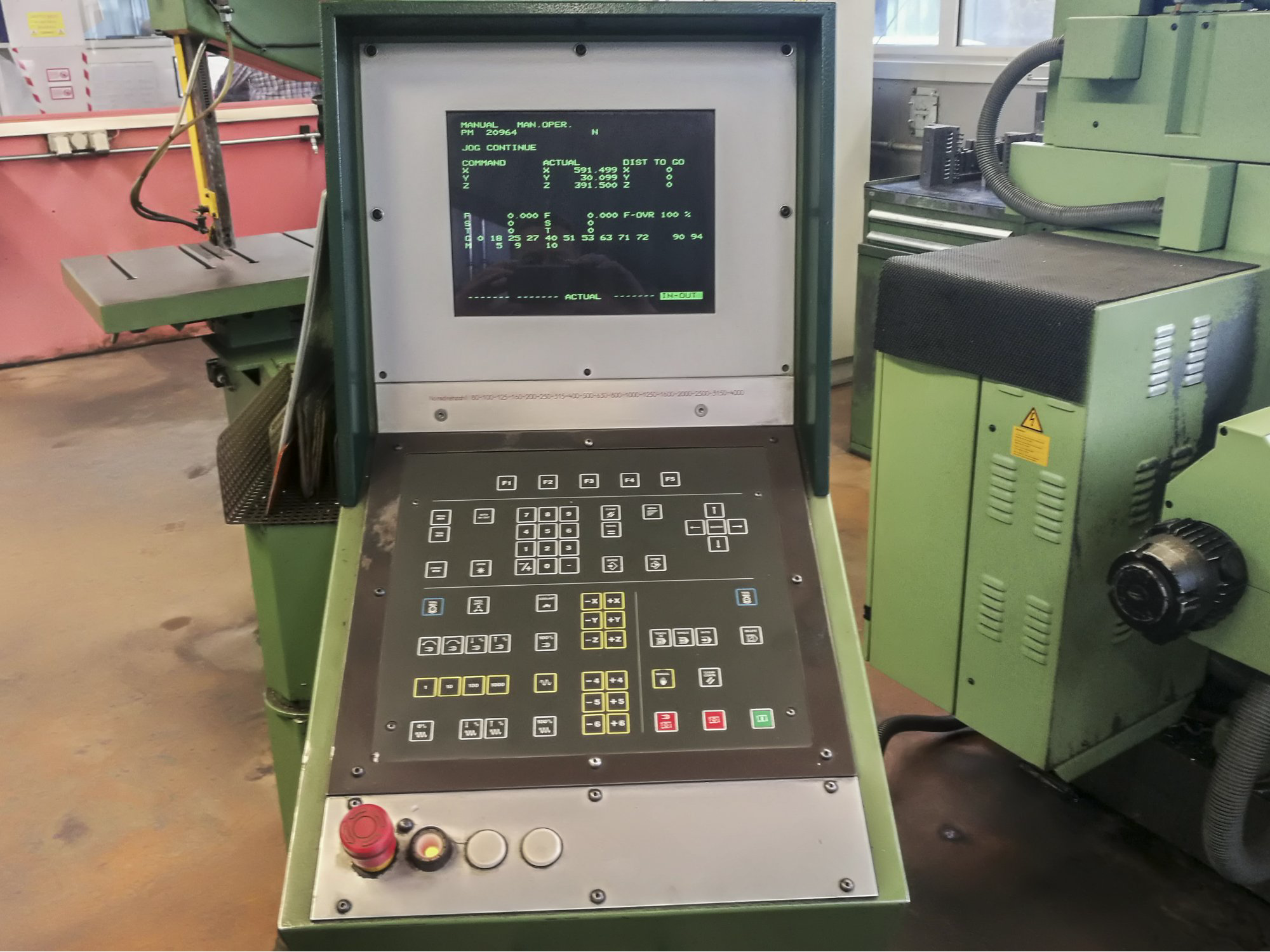 Maho MH 600 E Milling Machine