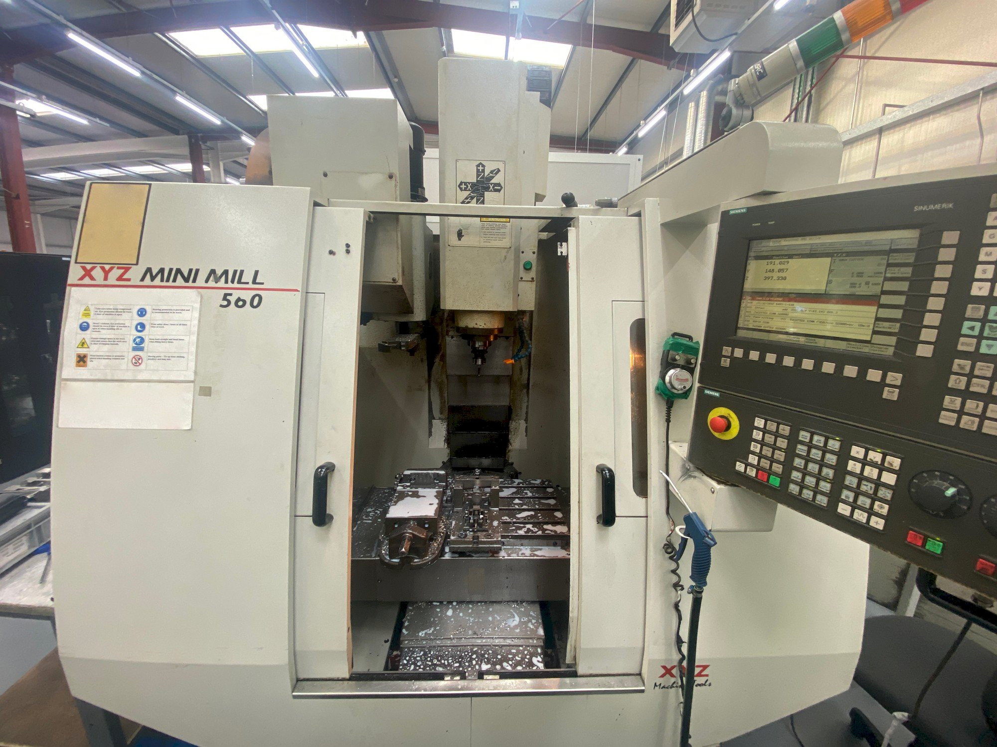 XYZ Mini Mill 560 Vertical machining center