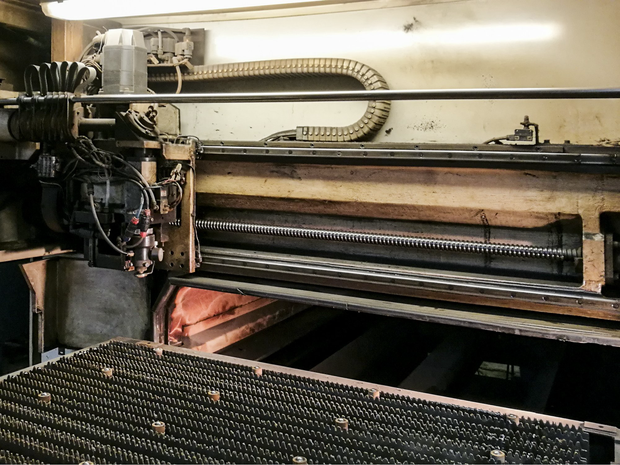 Mazak LASER-PATH NEW SUPER TURBO X48 Laser Cutting Machine