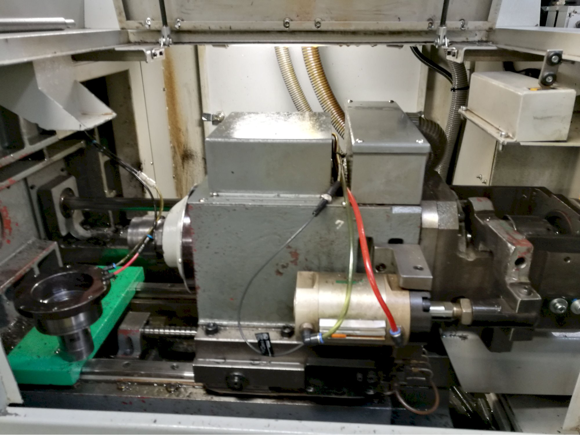 Hanwha XD 32 H Lathe